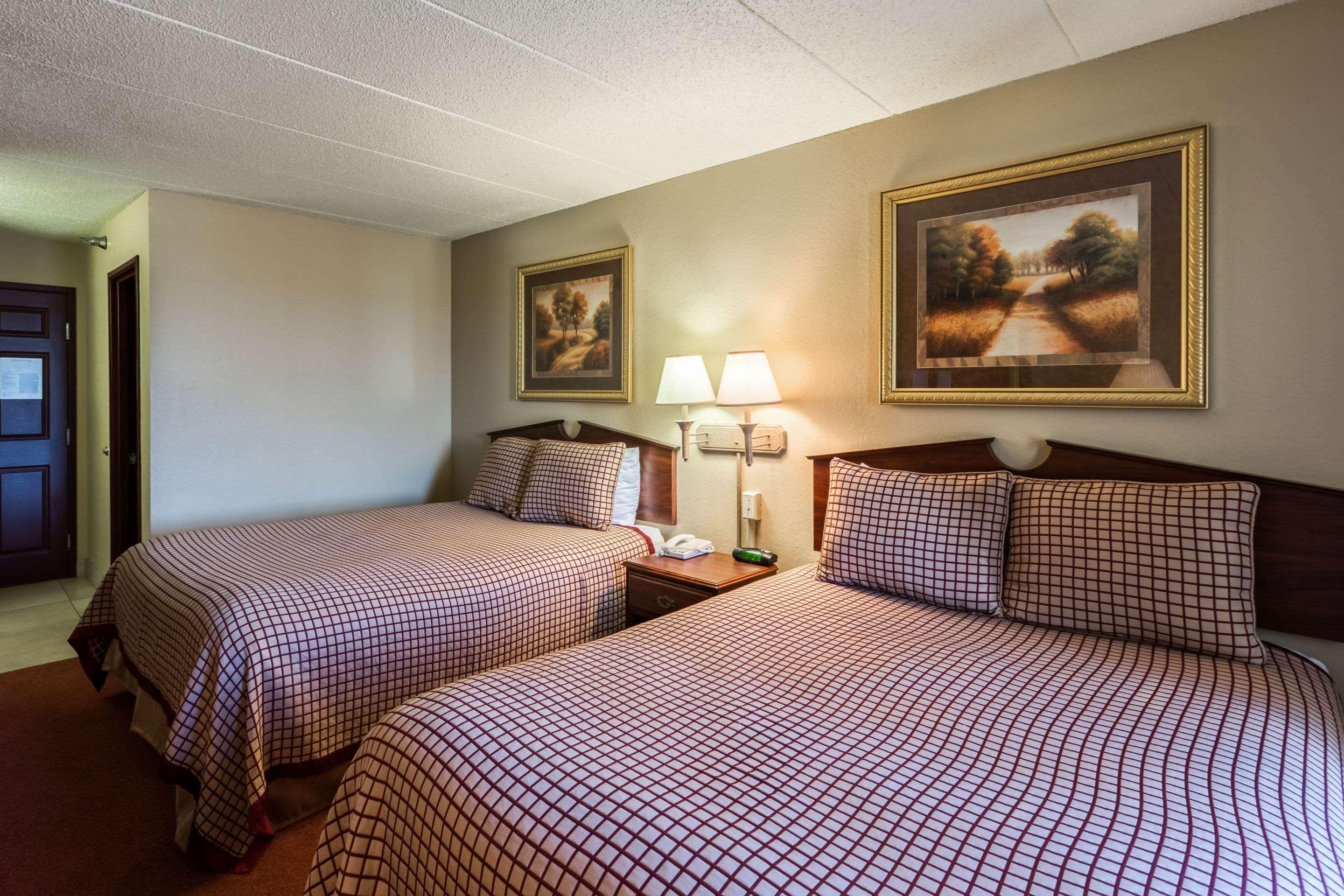 Rodeway Inn Norfolk Dış mekan fotoğraf